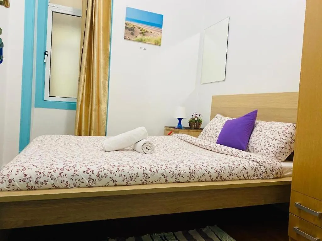 Kuti Hostel contacts